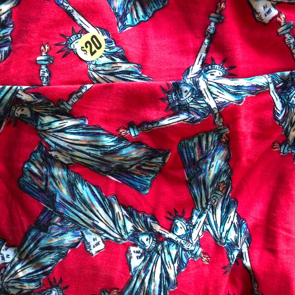 Lularoe lady liberty leggings